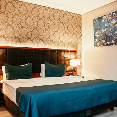 Grand Vaves Otel 4*