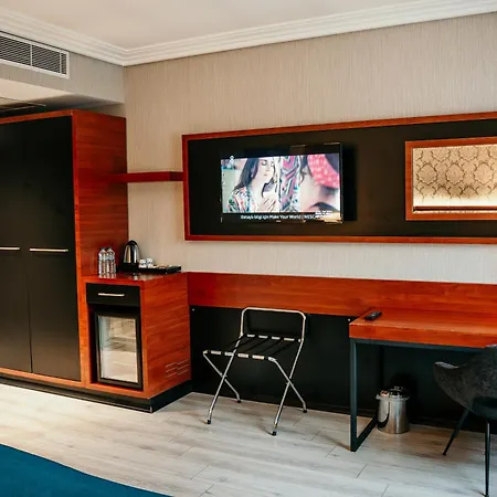 Otel Grand Vaves 4*