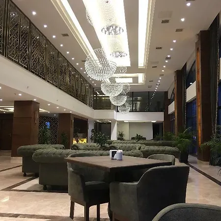 Otel Grand Vaves